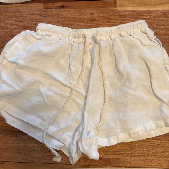 Linen Shorts - Picture 3 of 5